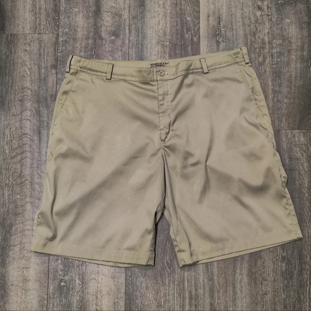 Nike Men's Golf Tour Performance Dri-Fit Tan Shorts